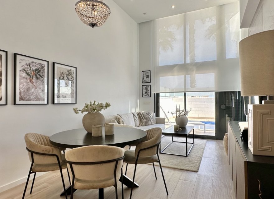 Resale - Villa - Orihuela Costa - Costa Blanca