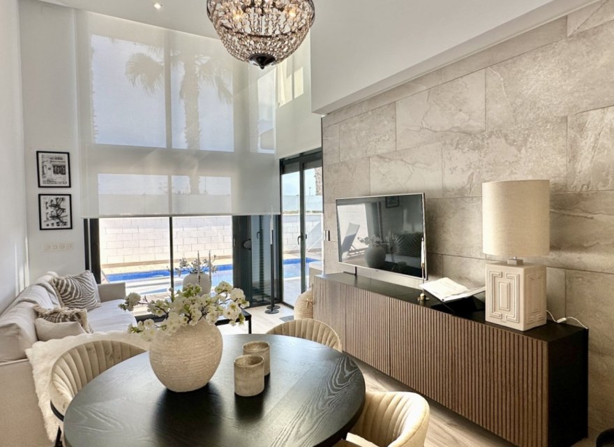 Resale - Villa - Orihuela Costa - Costa Blanca