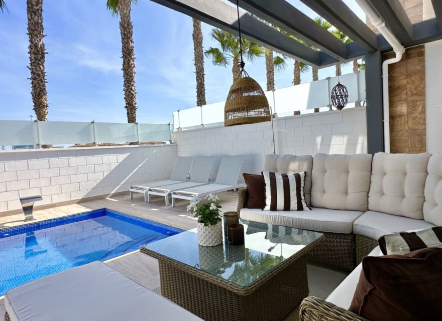 Resale - Villa - Orihuela Costa - Costa Blanca