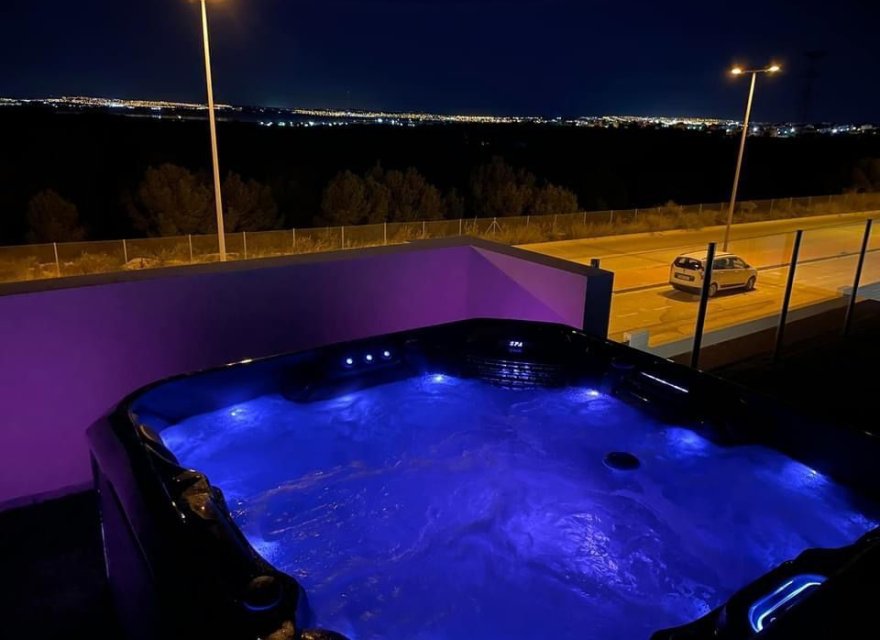 Resale - Villa - Orihuela Costa - Costa Blanca