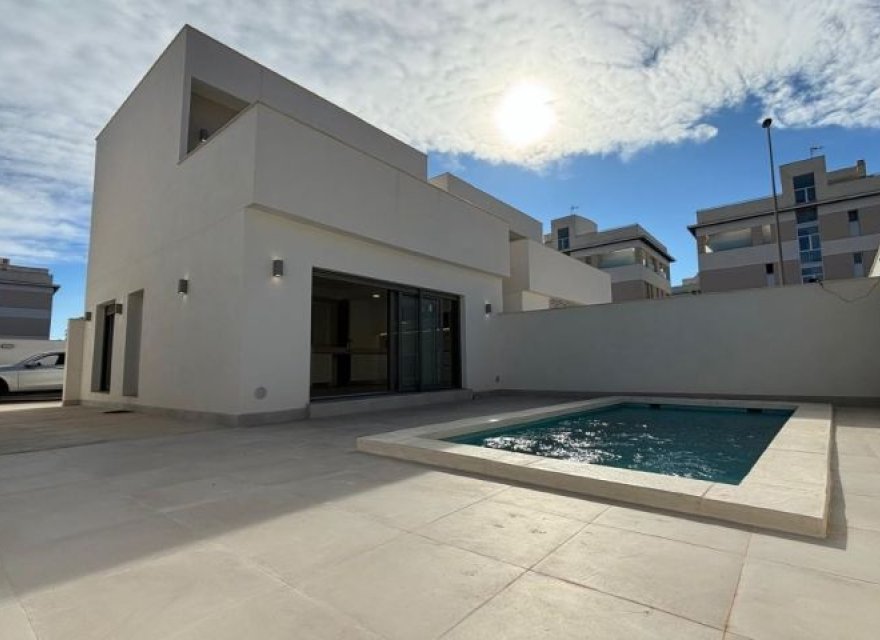 Resale - Villa - Orihuela Costa - Costa Blanca