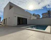 Resale - Villa - Orihuela Costa - Costa Blanca