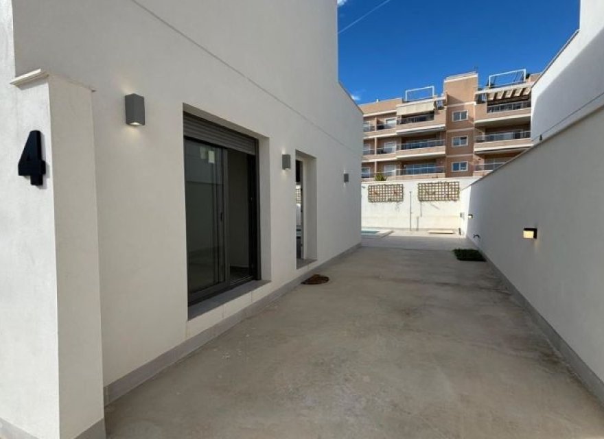 Resale - Villa - Orihuela Costa - Costa Blanca