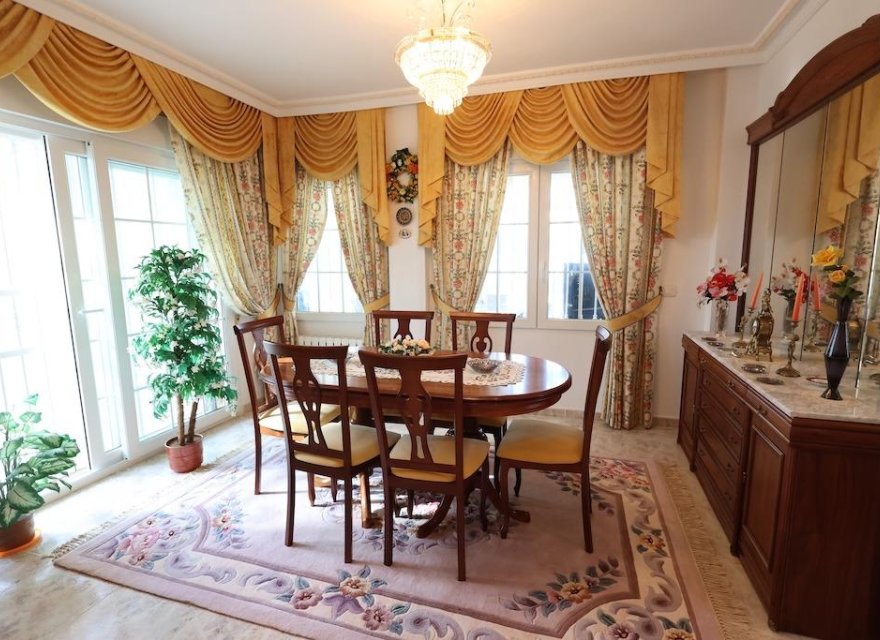 Resale - Villa - Orihuela Costa - Costa Blanca