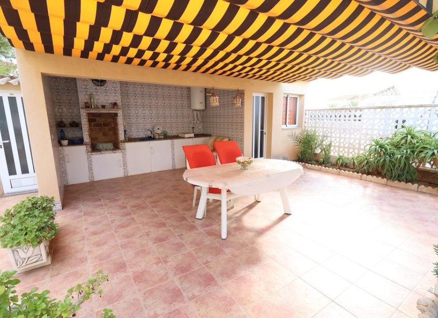 Resale - Villa - Orihuela Costa - Costa Blanca