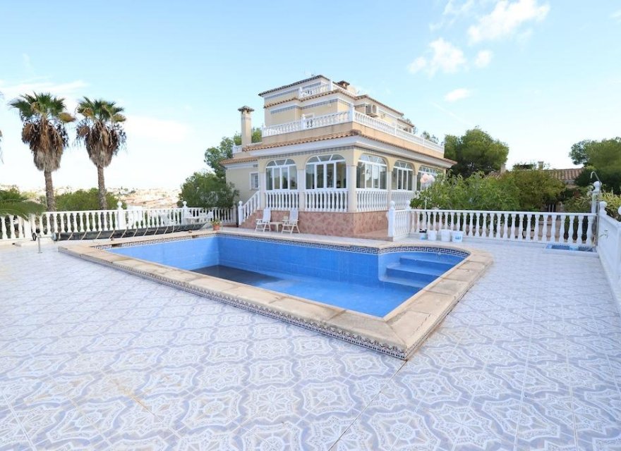 Resale - Villa - Orihuela Costa - Costa Blanca