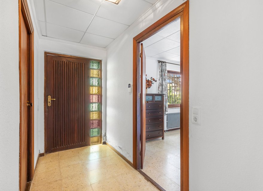 Resale - Villa - Orihuela Costa - Costa Blanca