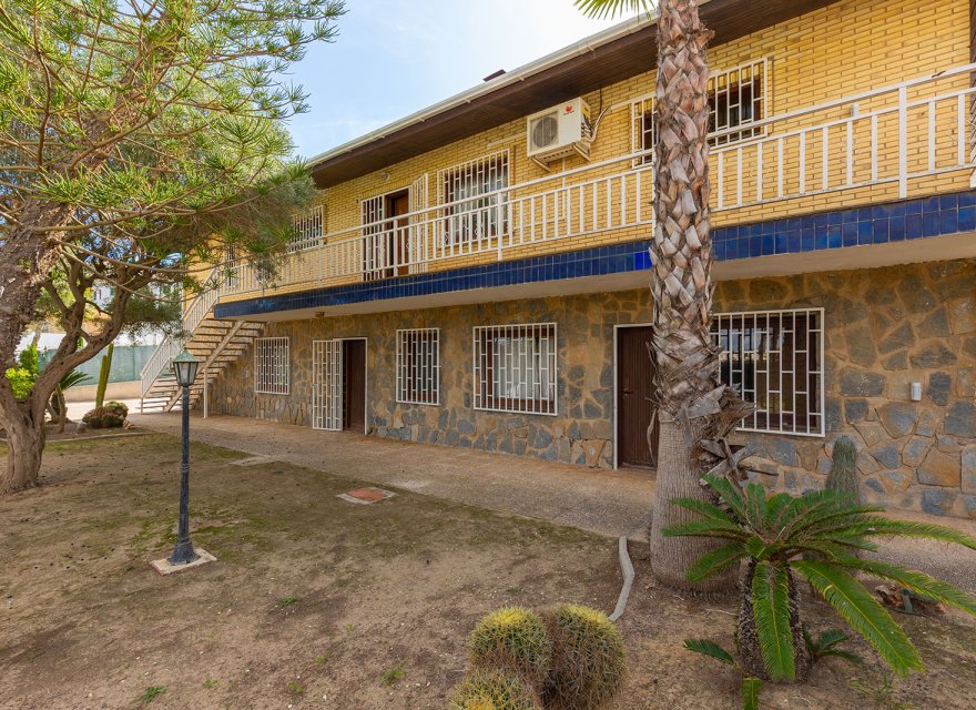 Resale - Villa - Orihuela Costa - Costa Blanca