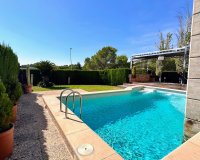 Resale - Villa - Orihuela Costa - Dehesa de campoamor