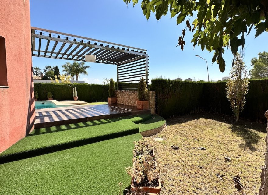 Resale - Villa - Orihuela Costa - Dehesa de campoamor