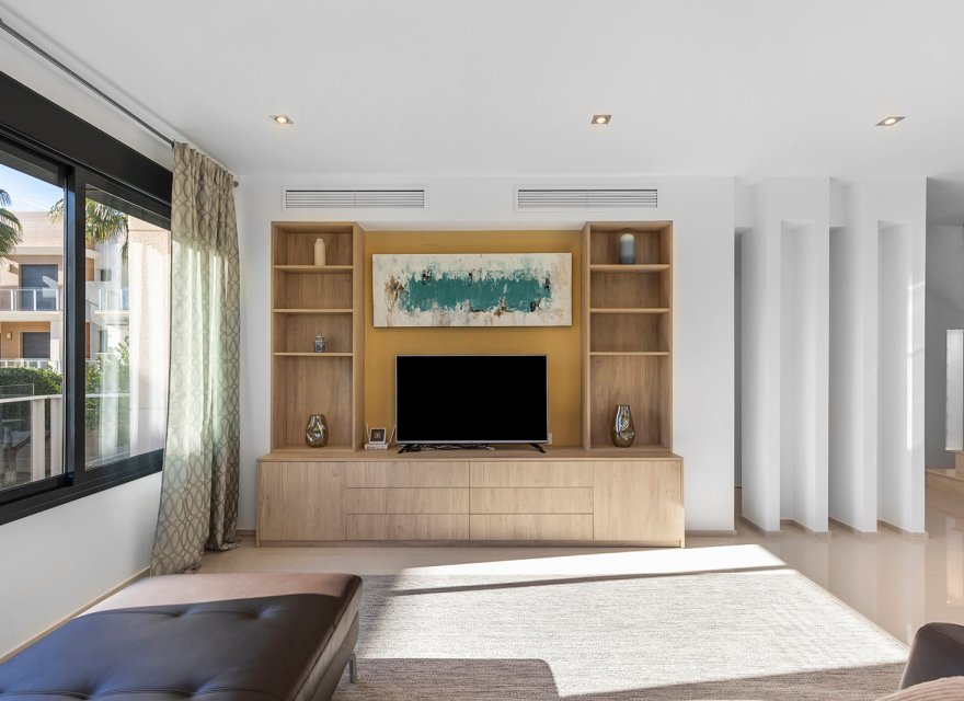 Resale - Villa - Orihuela Costa - La Zenia