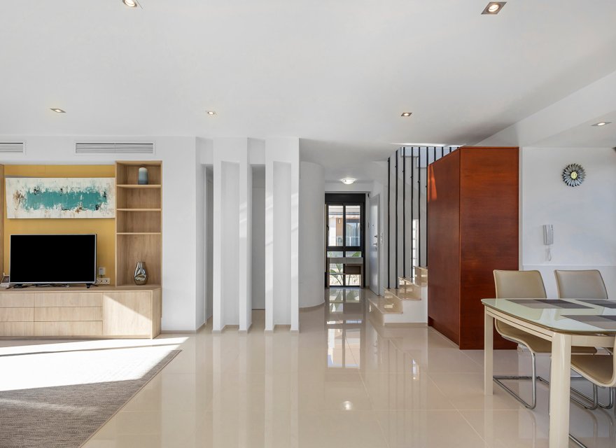 Resale - Villa - Orihuela Costa - La Zenia