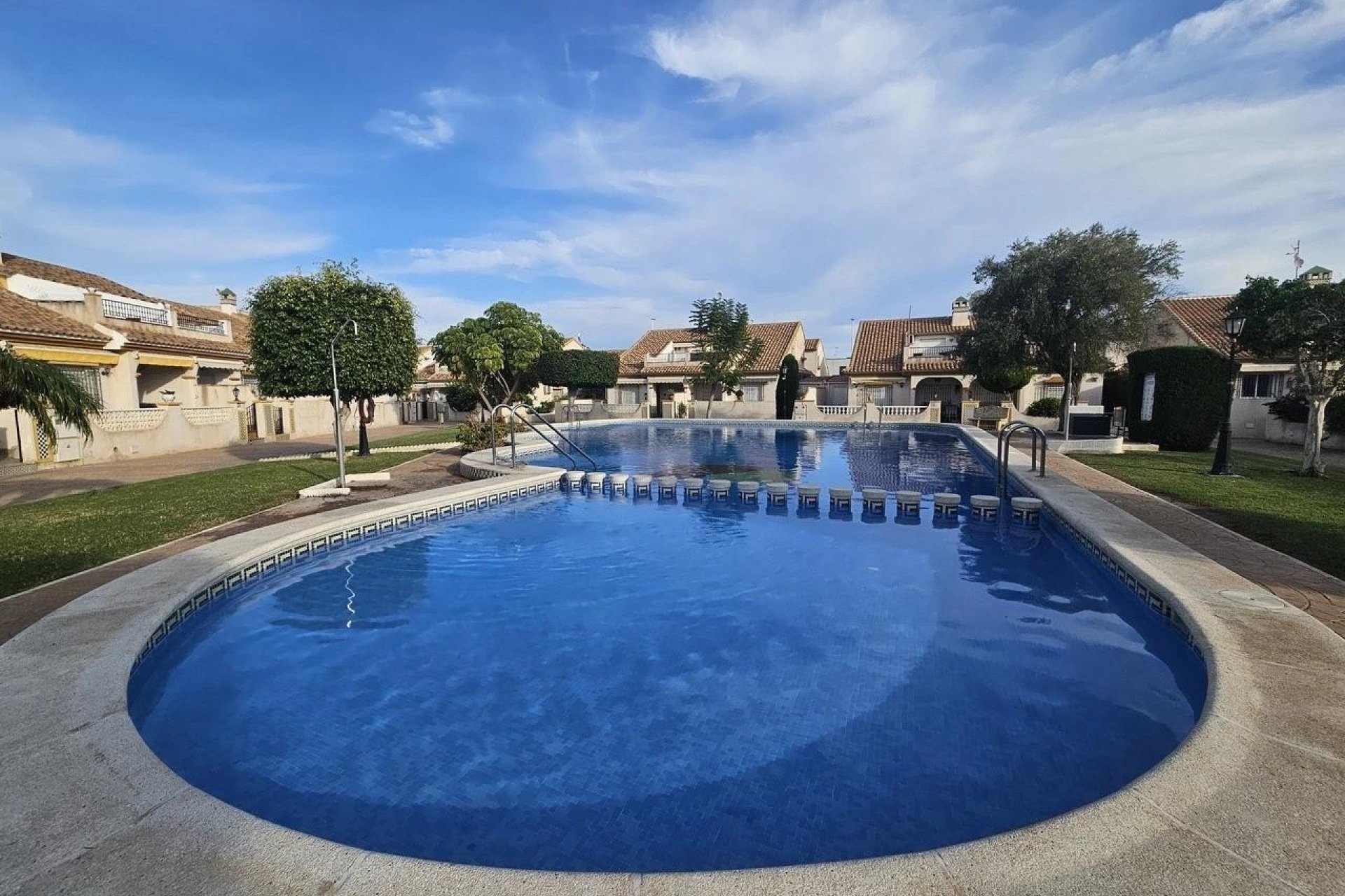 Resale - Villa - Orihuela Costa - La Zenia