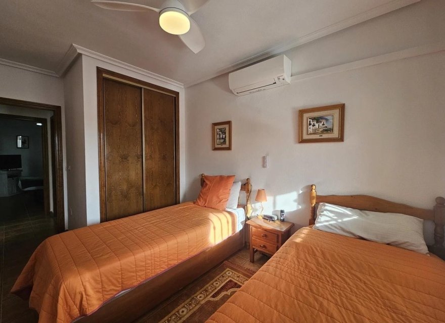 Resale - Villa - Orihuela Costa - La Zenia