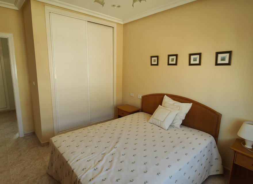 Resale - Villa - Orihuela Costa - La Zenia