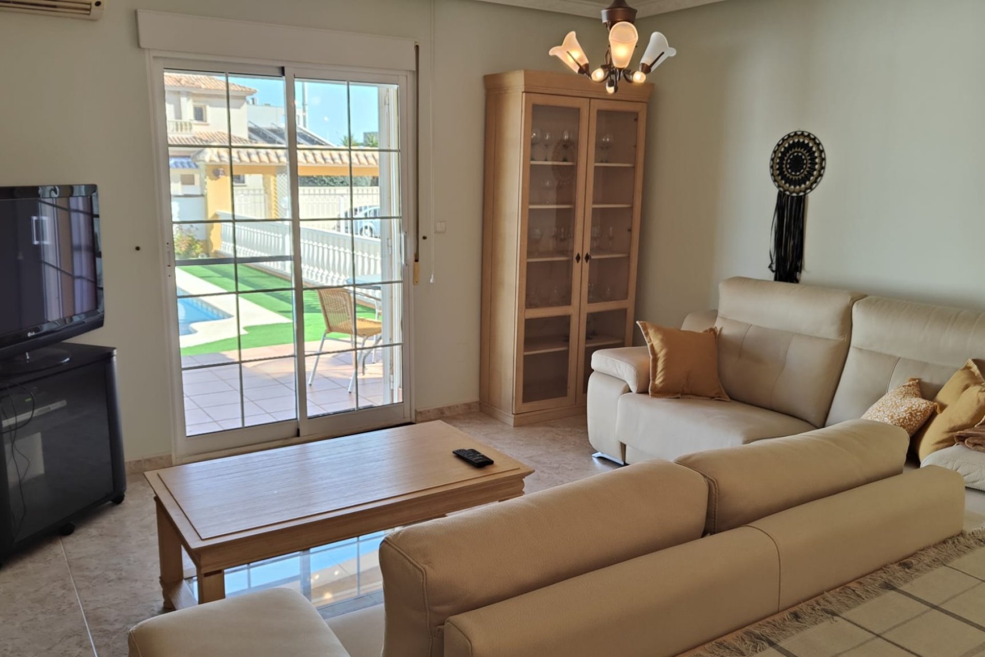 Resale - Villa - Orihuela Costa - La Zenia