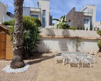 Resale - Villa - Orihuela Costa - La Zenia