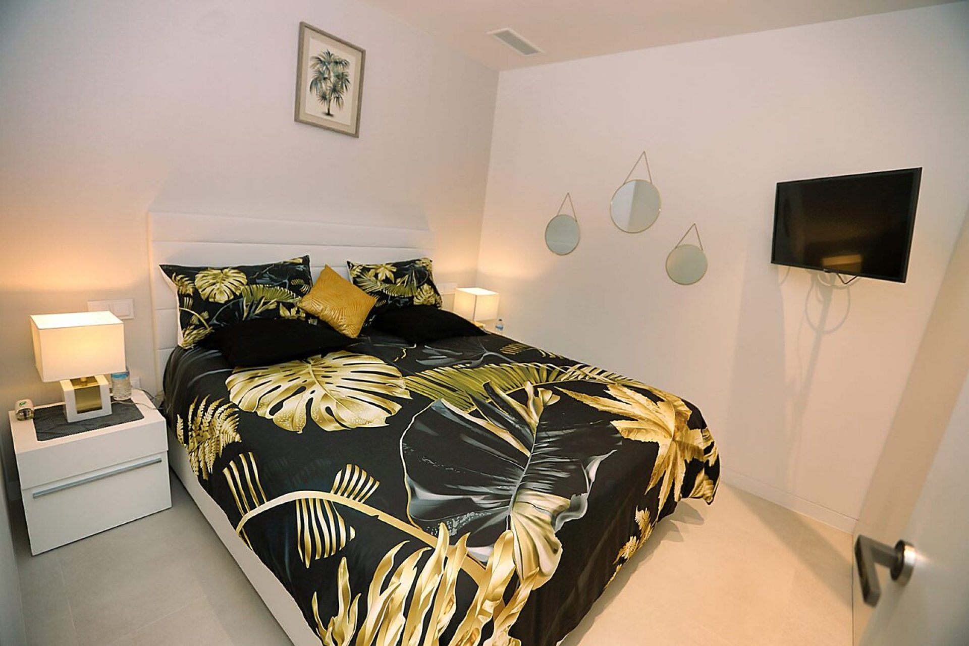 Resale - Villa - Orihuela Costa - Las Colinas Golf