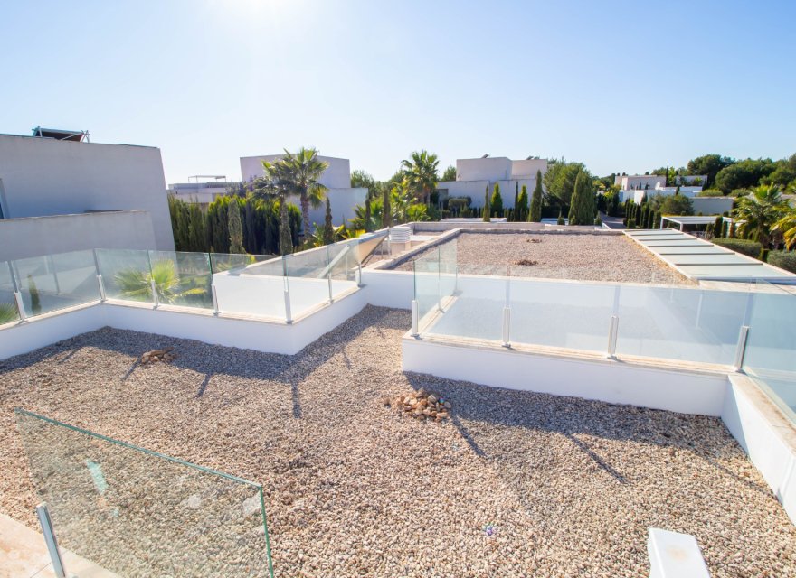 Resale - Villa - Orihuela Costa - Las Colinas Golf