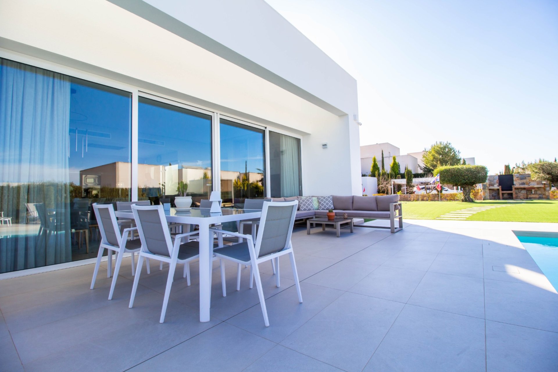 Resale - Villa - Orihuela Costa - Las Colinas Golf