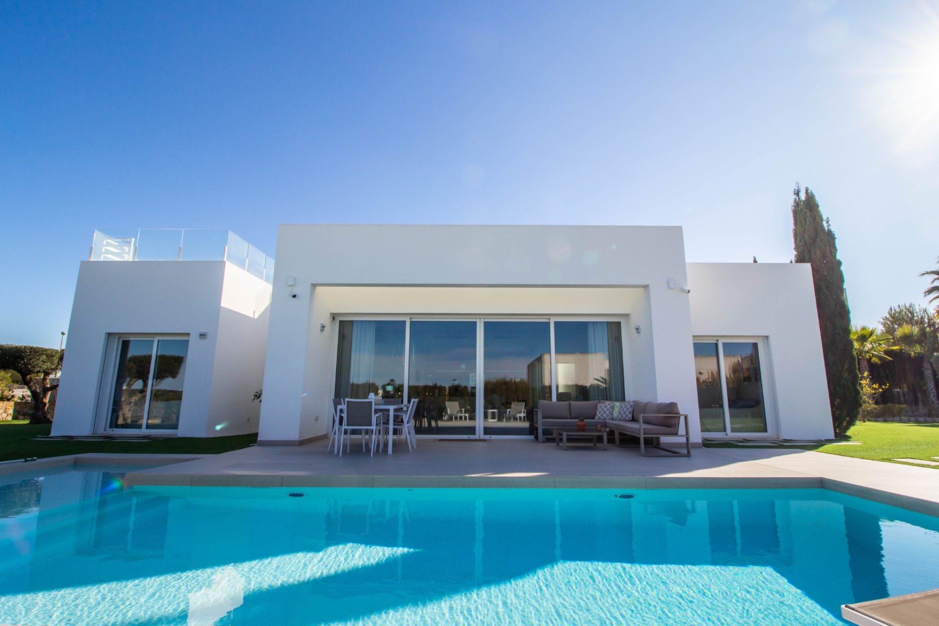 Resale - Villa - Orihuela Costa - Las Colinas Golf