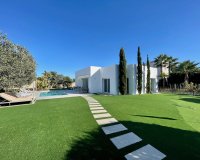 Resale - Villa - Orihuela Costa - Las Colinas Golf