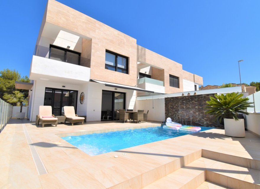 Resale - Villa - Orihuela Costa - Las Filipinas