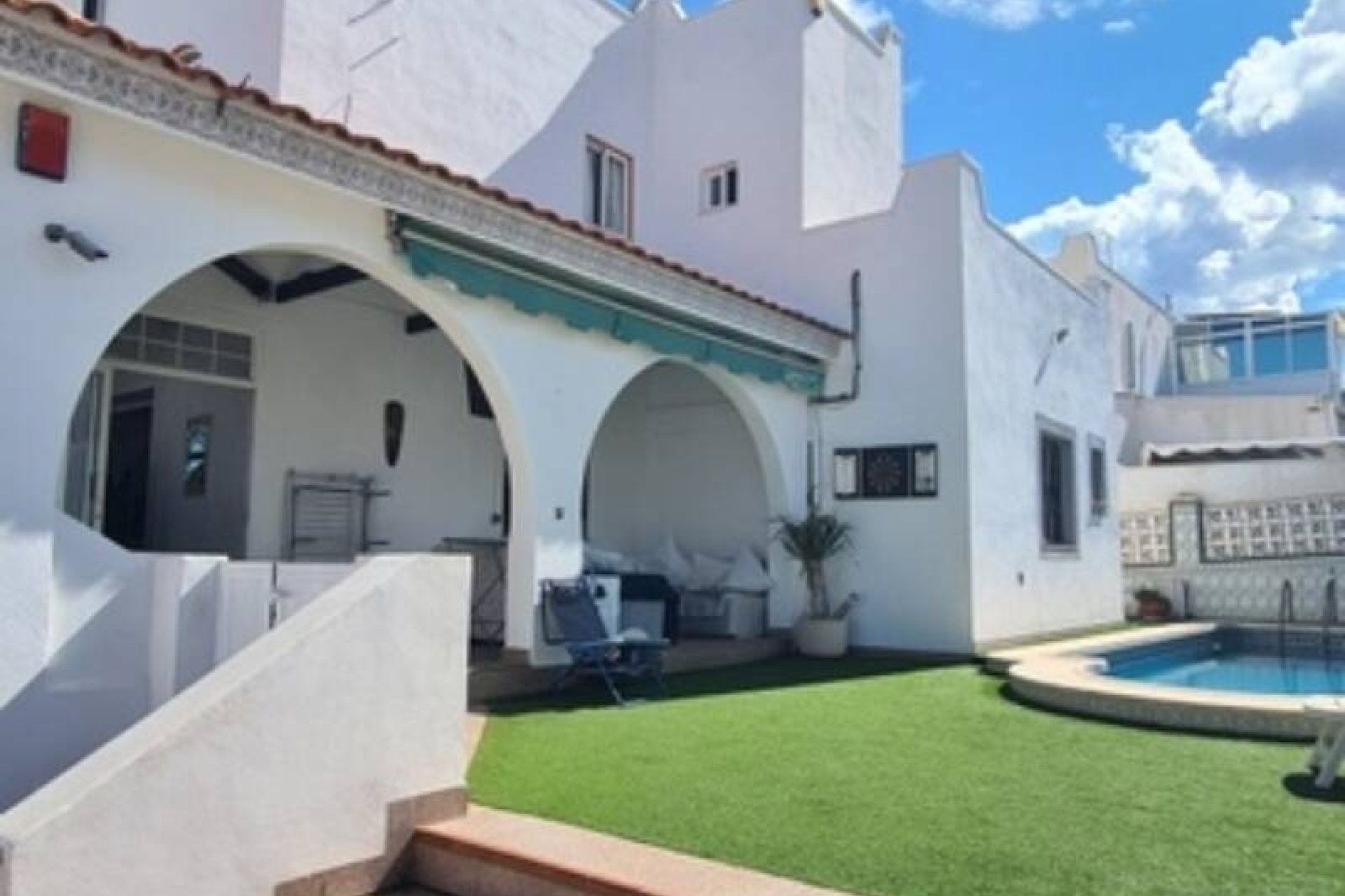Resale - Villa - Orihuela Costa - Las Filipinas