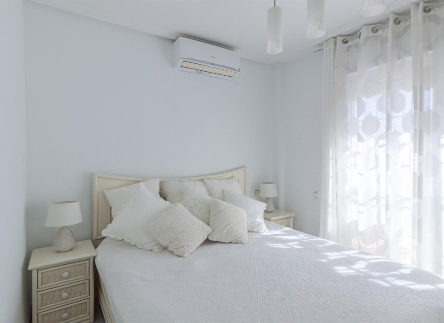 Resale - Villa - Orihuela Costa - Los Almendros-la Florida