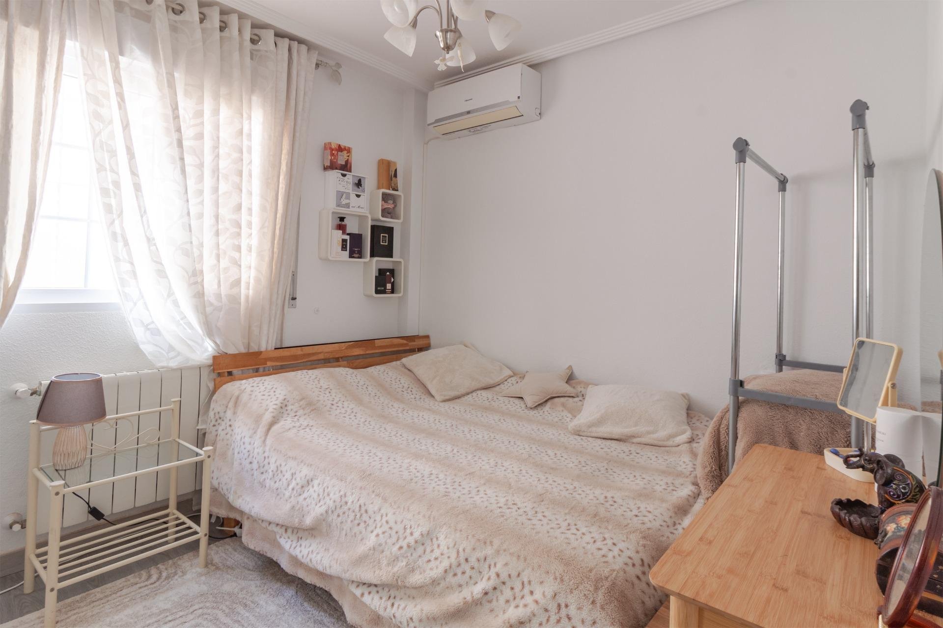 Resale - Villa - Orihuela Costa - Los Almendros-la Florida