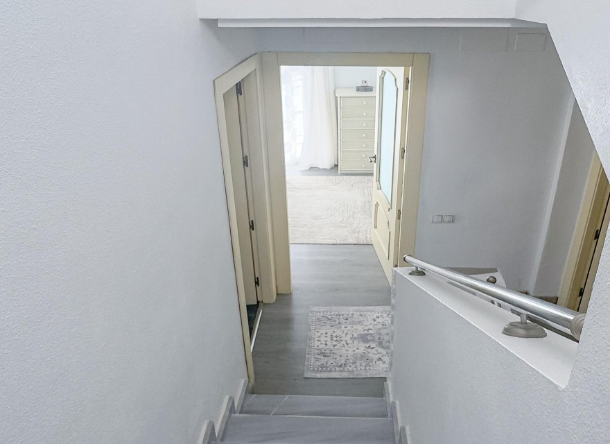 Resale - Villa - Orihuela Costa - Los Almendros-la Florida