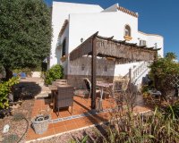 Resale - Villa - Orihuela Costa - Los Dolses