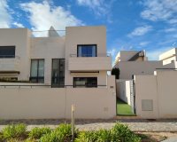 Resale - Villa - Orihuela Costa - Los Dolses