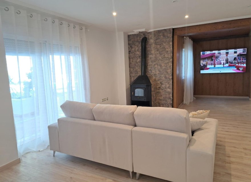 Resale - Villa - Orihuela Costa - Los Huertos