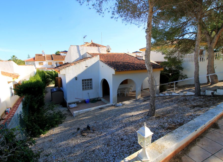 Resale - Villa - Orihuela Costa - Mil Palmeras