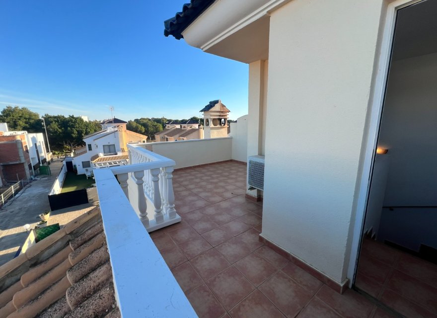 Resale - Villa - Orihuela Costa - Mil Palmeras