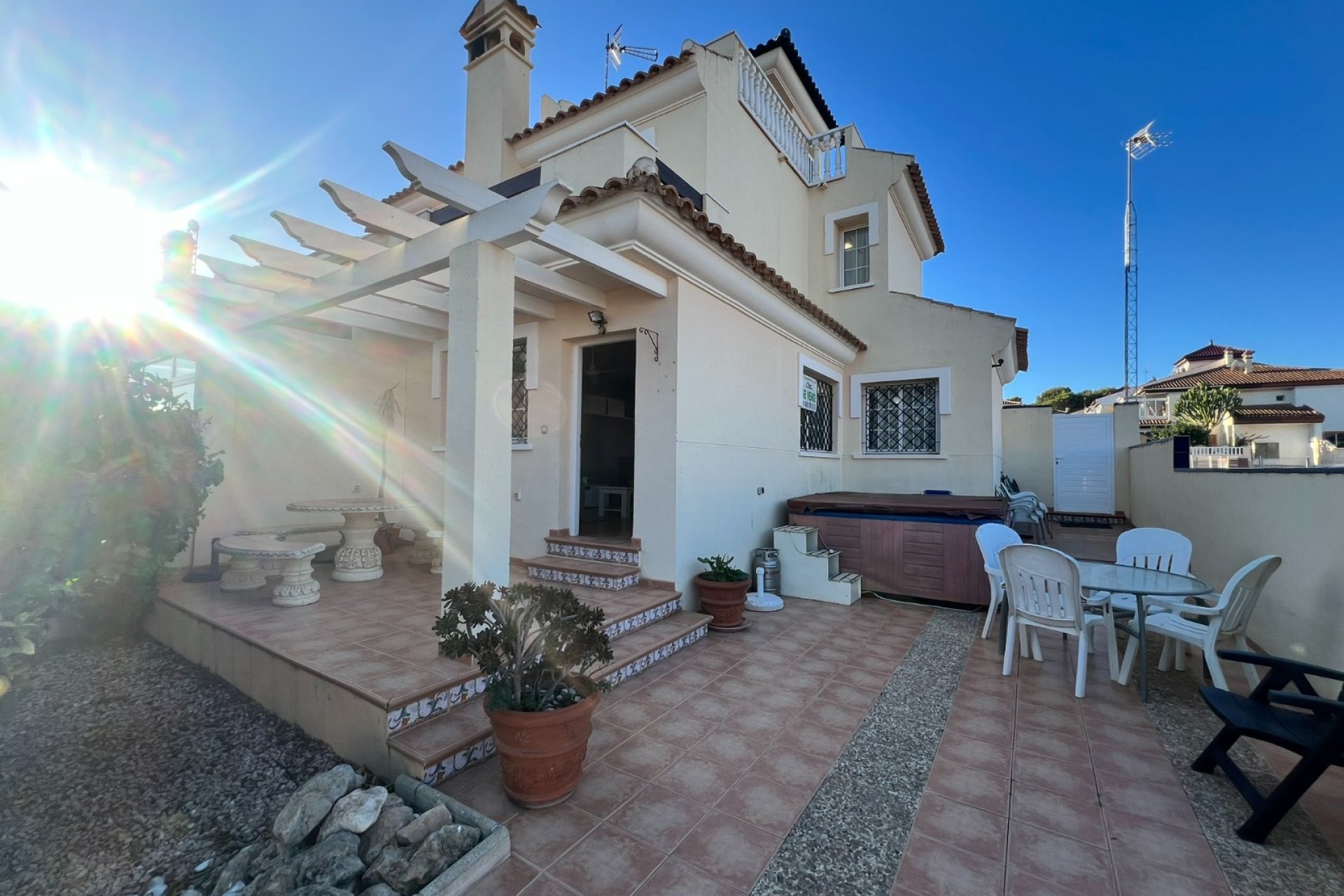 Resale - Villa - Orihuela Costa - Mil Palmeras