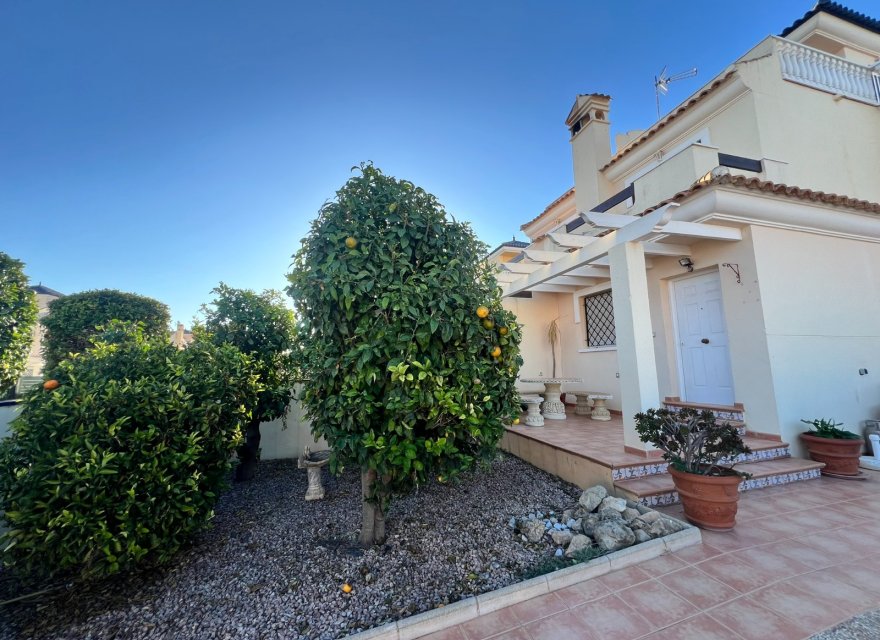 Resale - Villa - Orihuela Costa - Mil Palmeras