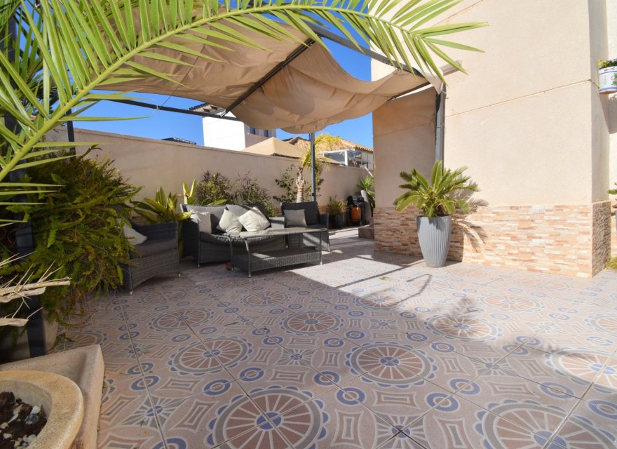 Resale - Villa - Orihuela Costa - Playa Flamenca