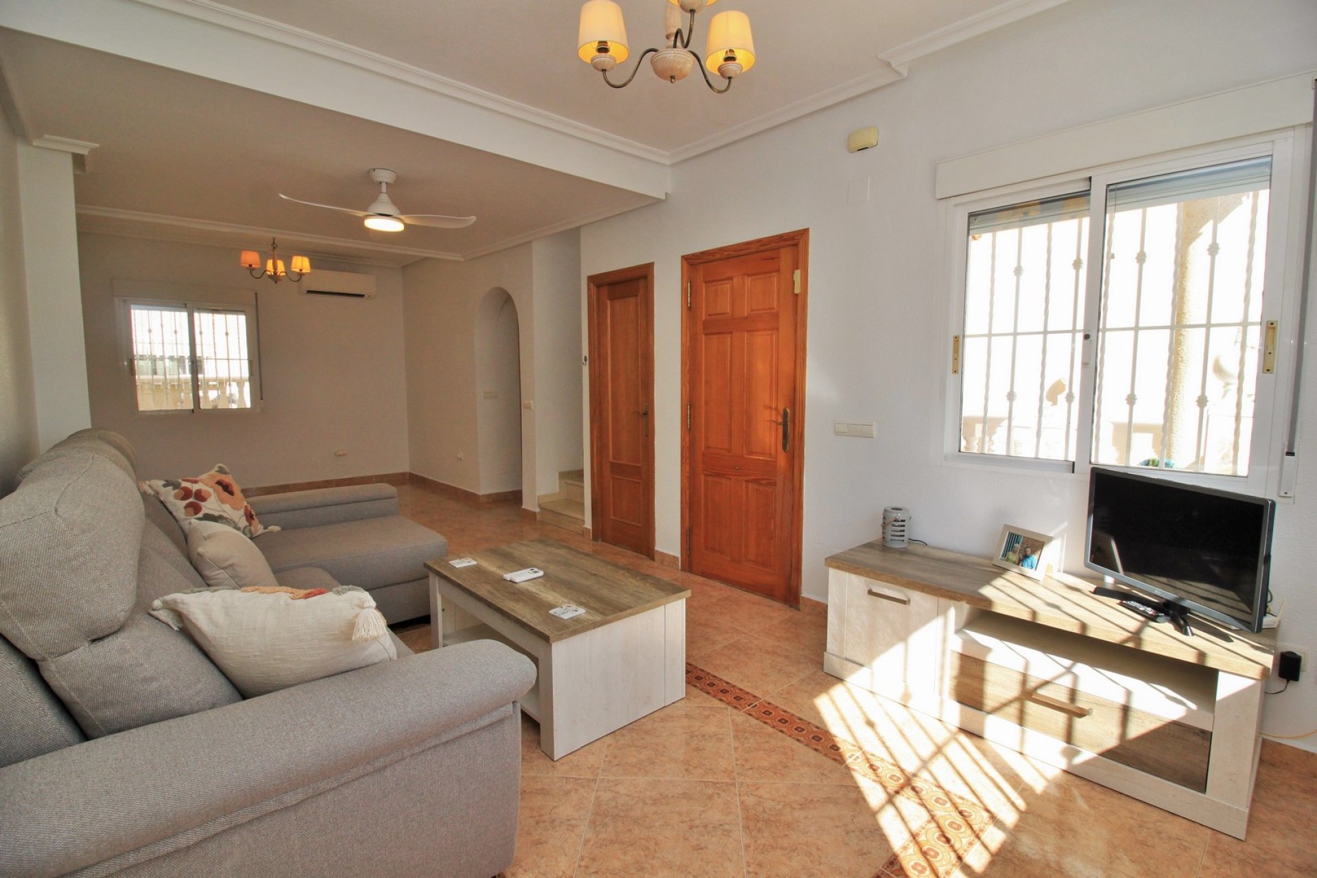 Resale - Villa - Orihuela Costa - Playa Flamenca