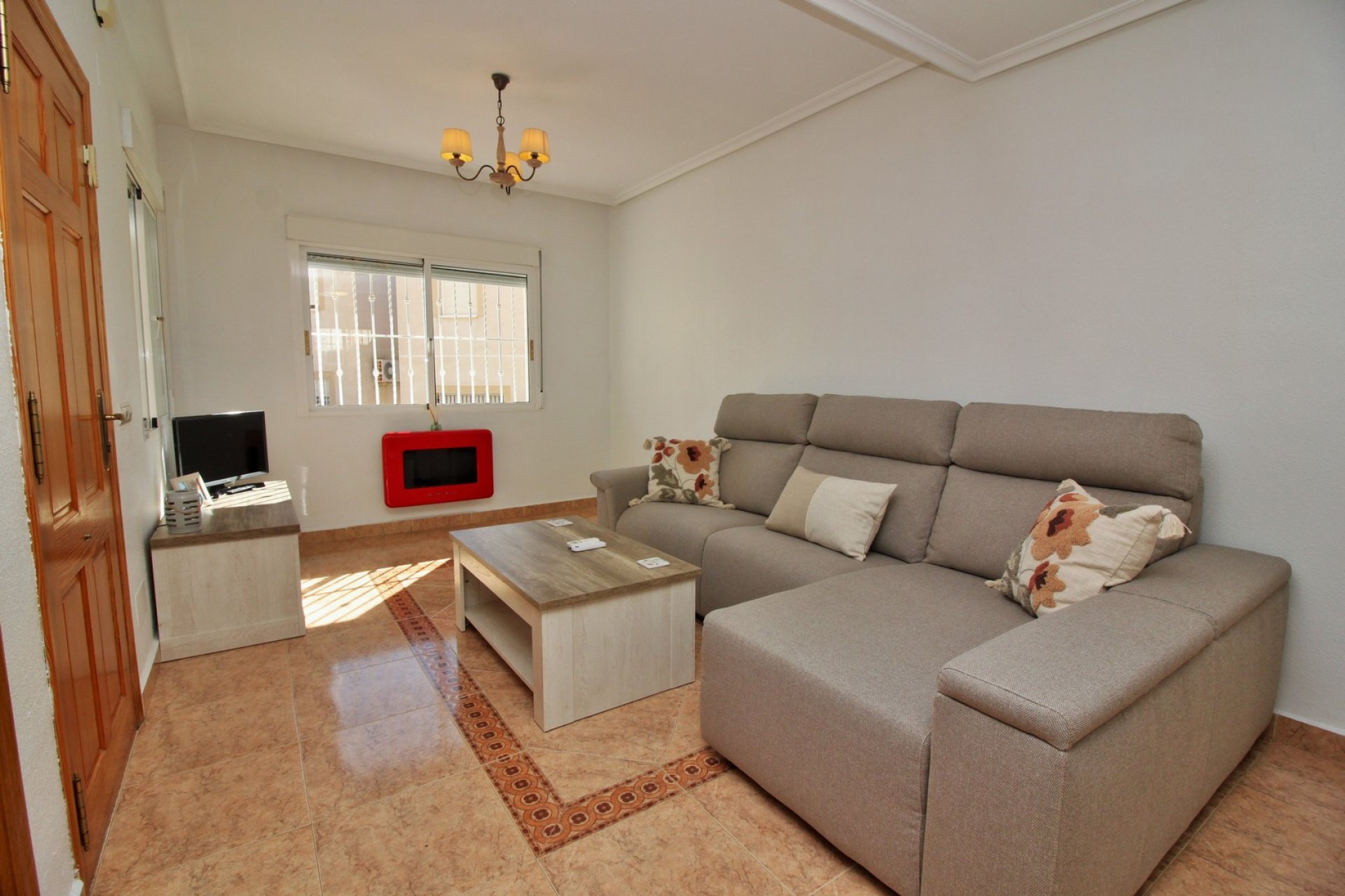 Resale - Villa - Orihuela Costa - Playa Flamenca