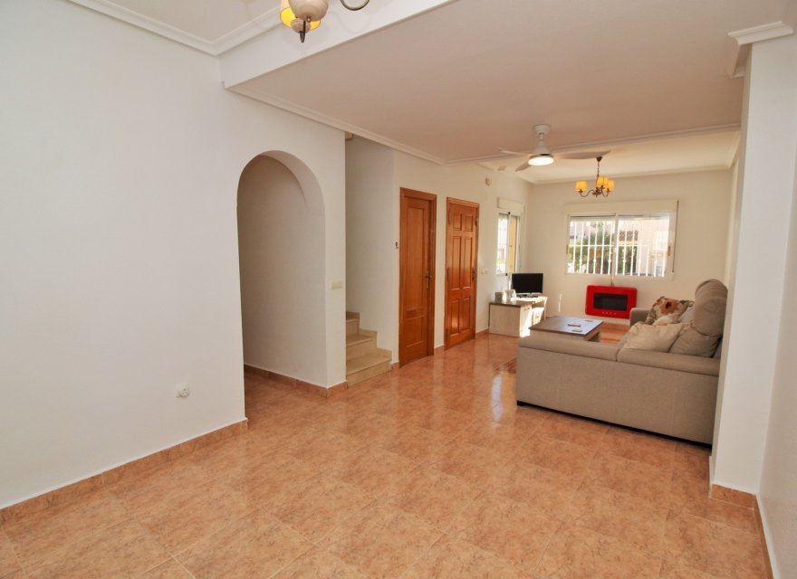 Resale - Villa - Orihuela Costa - Playa Flamenca