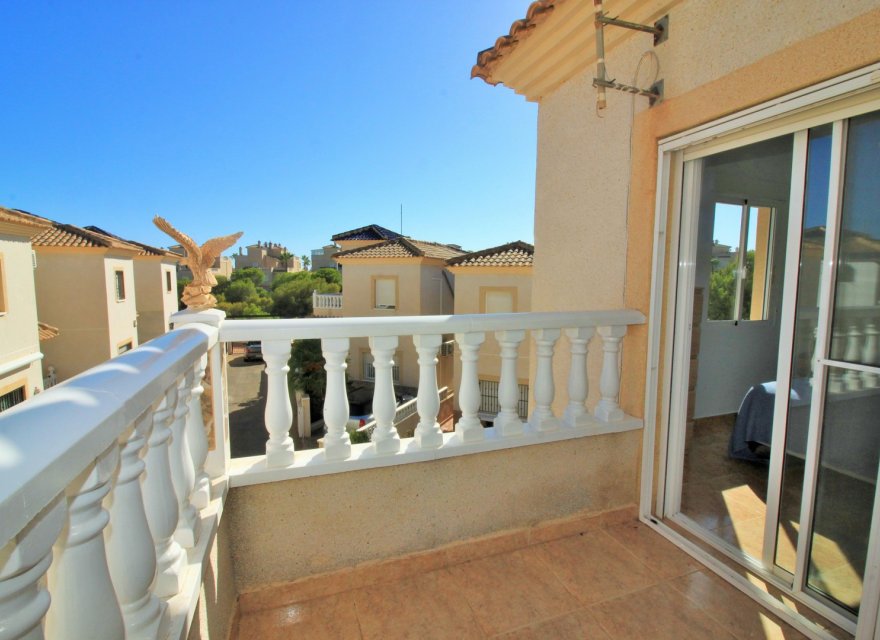 Resale - Villa - Orihuela Costa - Playa Flamenca