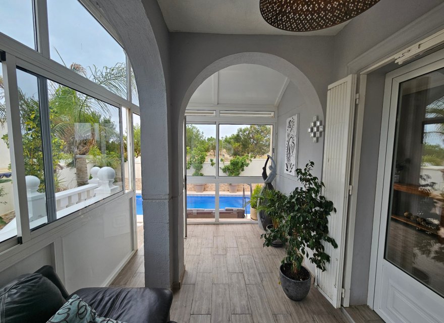 Resale - Villa - Orihuela Costa - Playa Flamenca