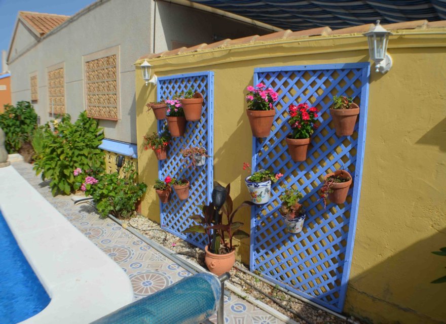 Resale - Villa - Orihuela Costa - Playa Flamenca