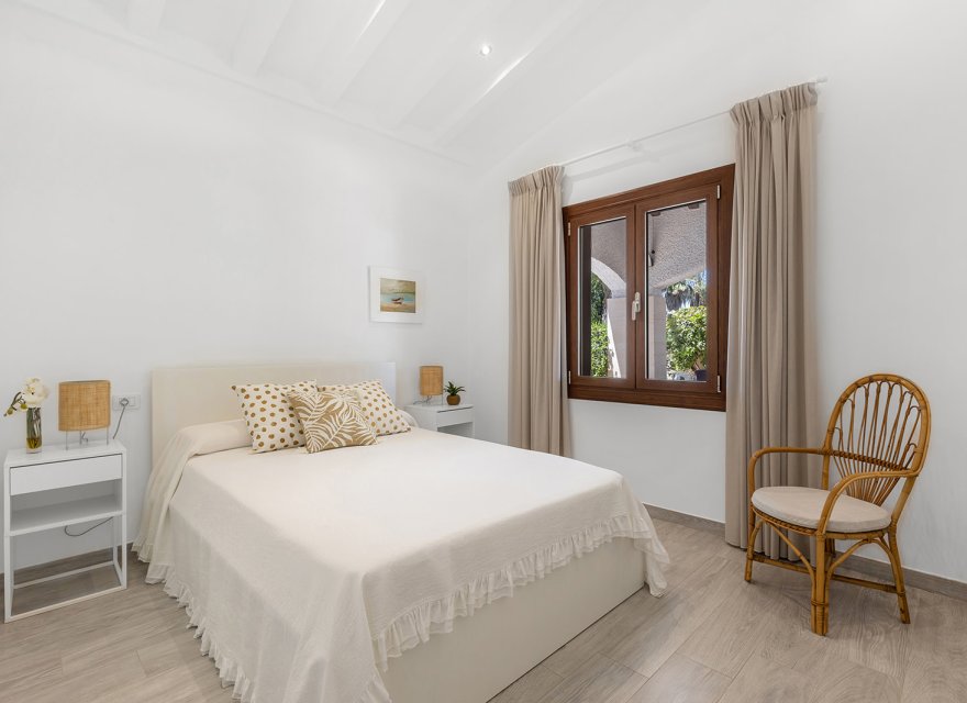 Resale - Villa - Orihuela Costa - Punta Prima