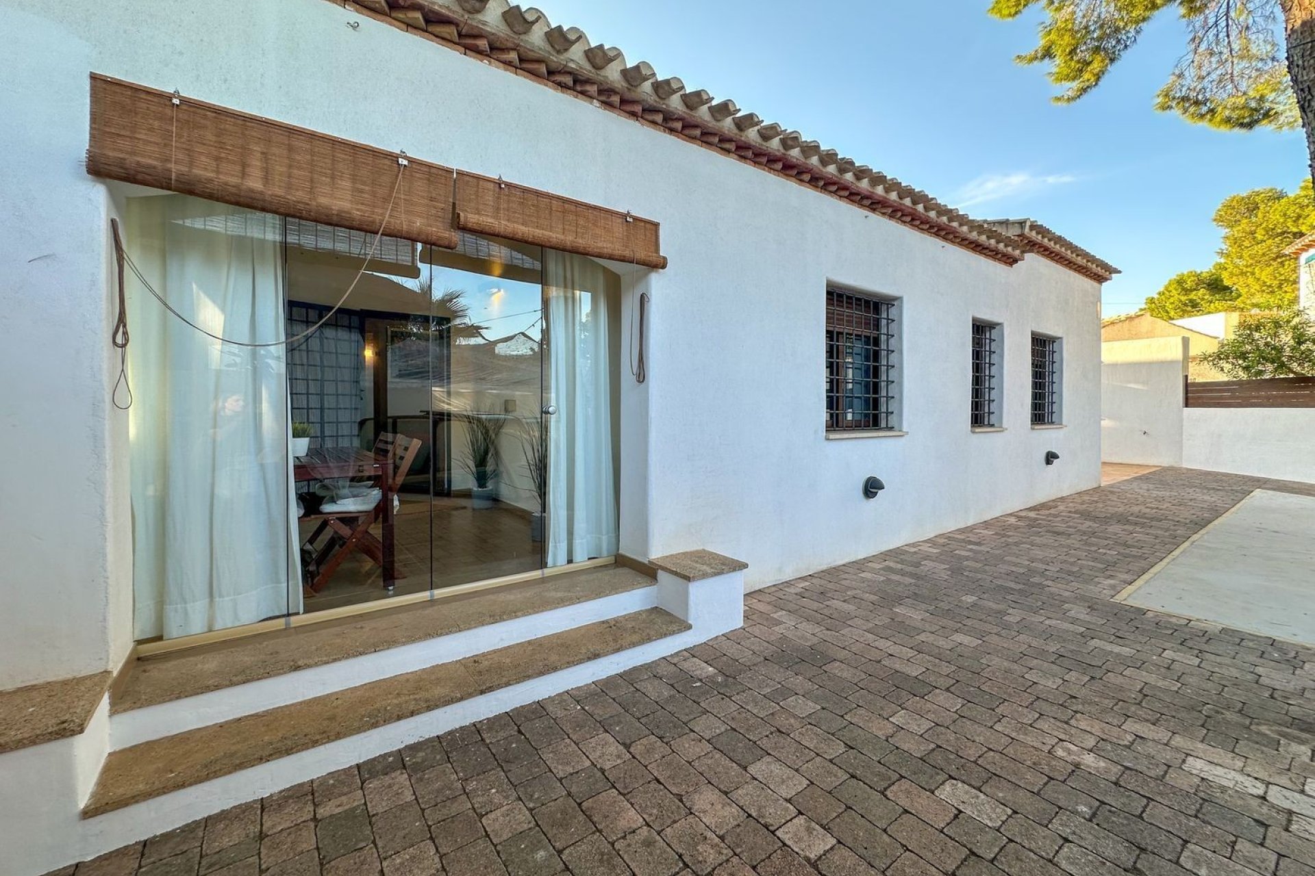 Resale - Villa - Orihuela Costa - Punta Prima
