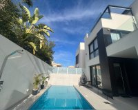 Resale - Villa - Orihuela Costa - Punta Prima