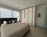 Resale - Villa - Orihuela Costa - Punta Prima