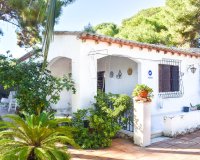 Resale - Villa - Orihuela Costa - Punta Prima